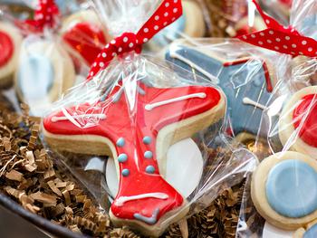 Airplane Cookie Favor