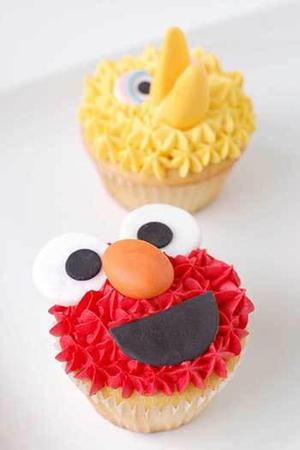 Big Bird Cupcake