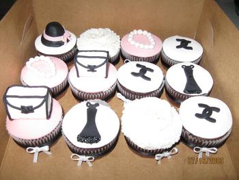 Coco Chanel Cupcakes