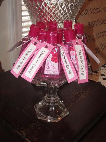 baby shower favors girl ideas