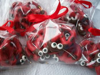 Lady Bug Pretzels