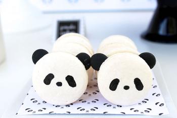 Panda Macarons