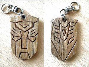 Autobots And Decepticons Chain