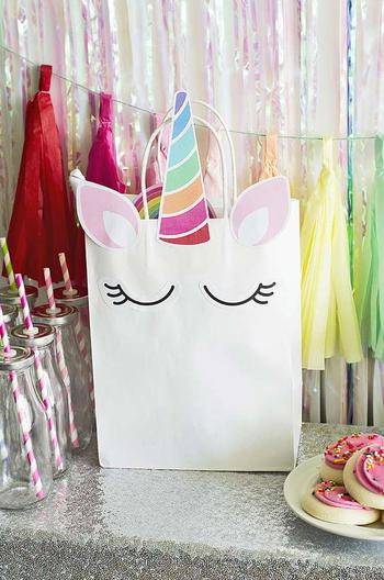 Unicorn Party Favor Bag Idea