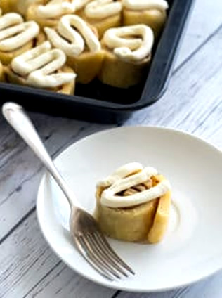 Homemade Keto Cinnamon Rolls_Easy