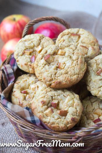 Keto Cream Cheese Apple Muffins