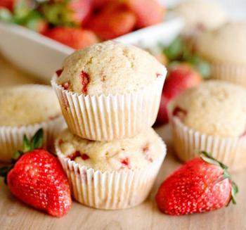 Keto Strawberry Muffins