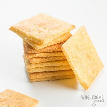 3 Ingredient Keto Crackers _ Low Carb Crackers