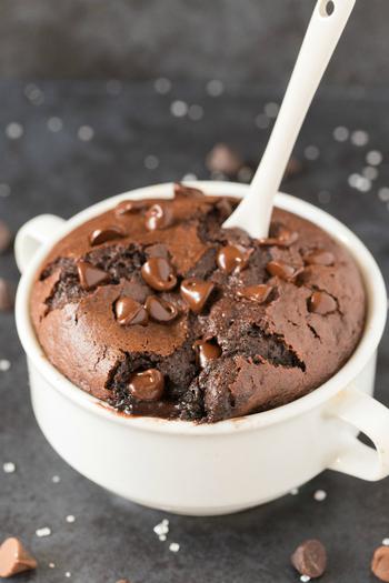 1 Minute Keto Microwave Mug Brownie