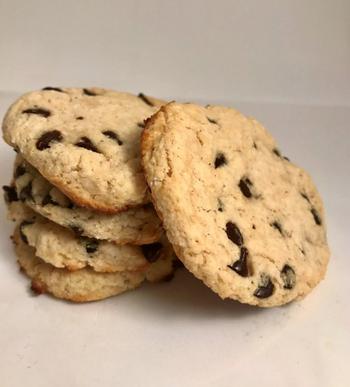 Low Carb Chocolate Chip Cookies